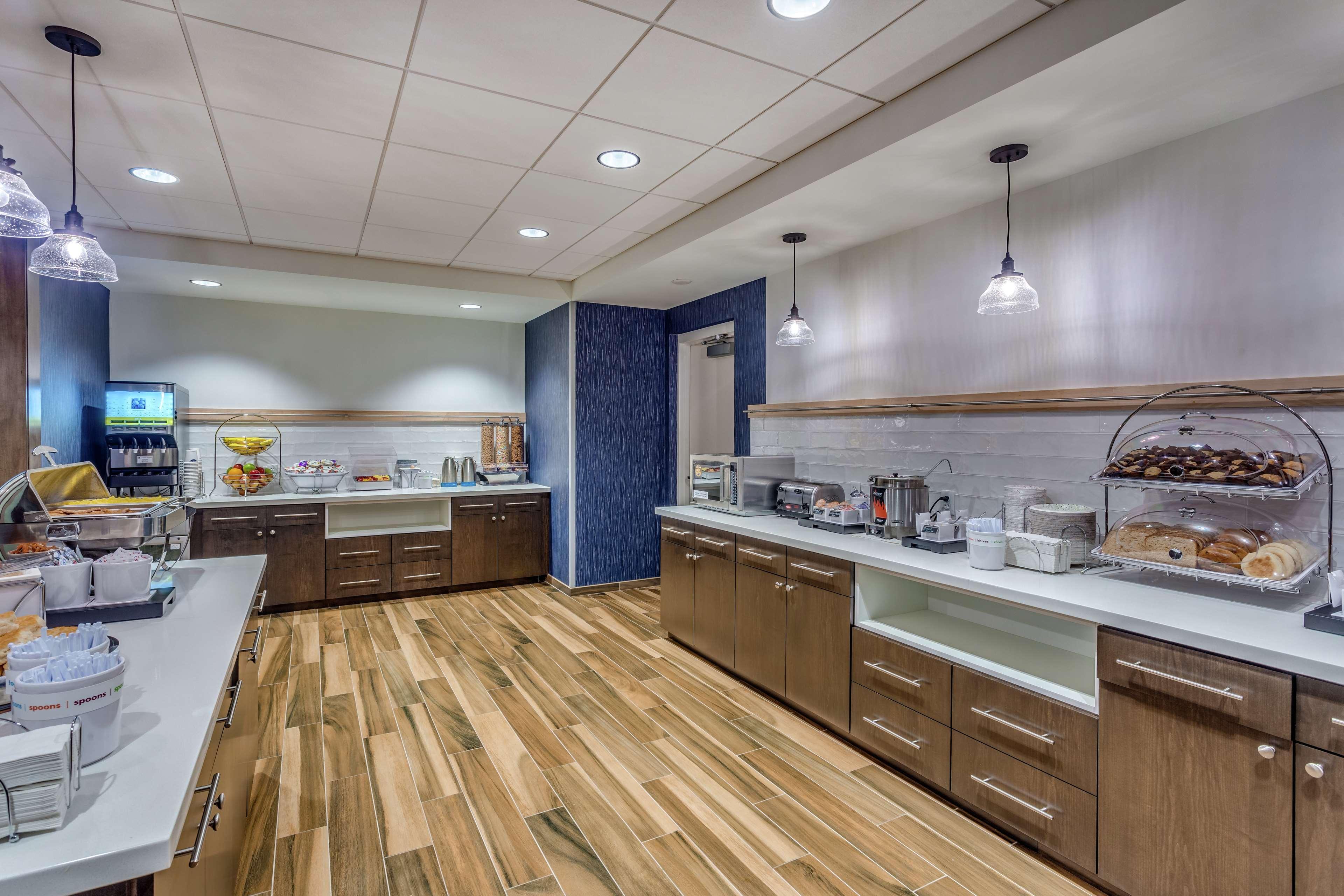 Hampton Inn & Suites Kittery-Portsmouth Exterior foto