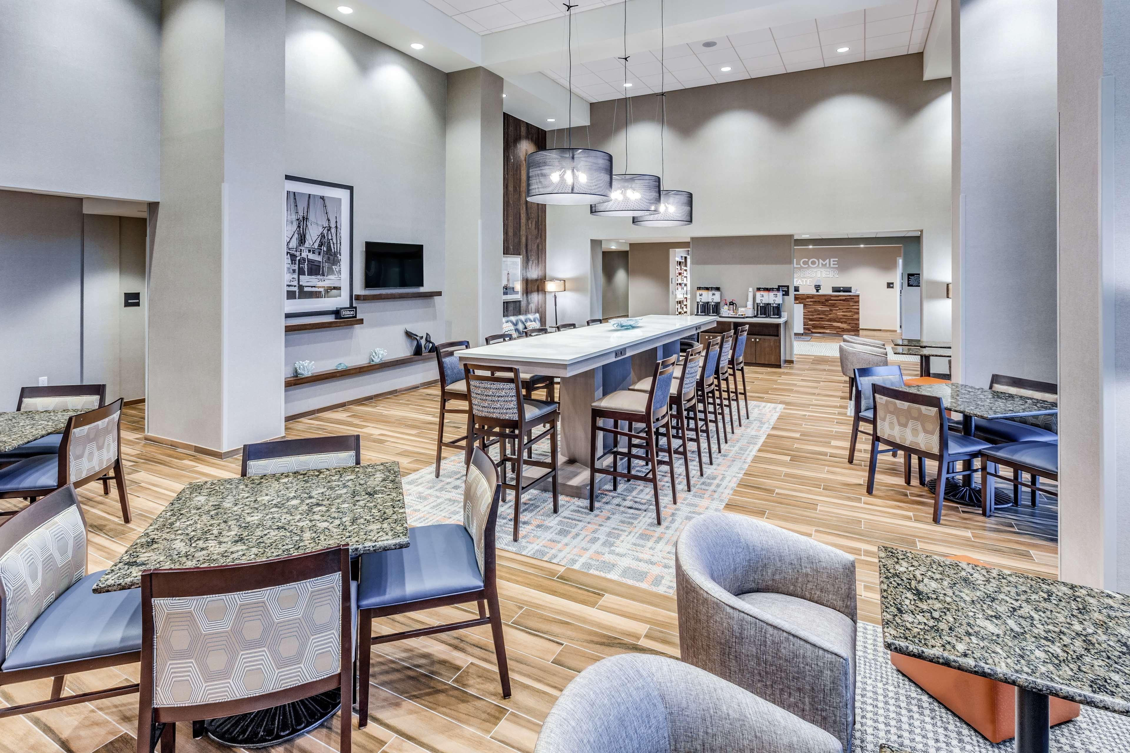 Hampton Inn & Suites Kittery-Portsmouth Exterior foto