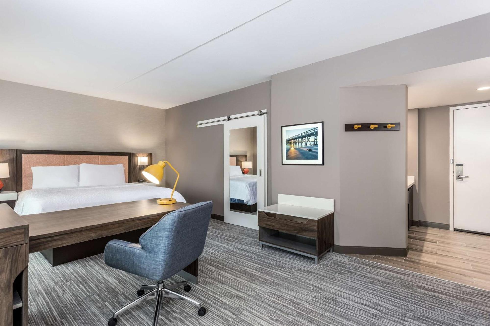 Hampton Inn & Suites Kittery-Portsmouth Exterior foto